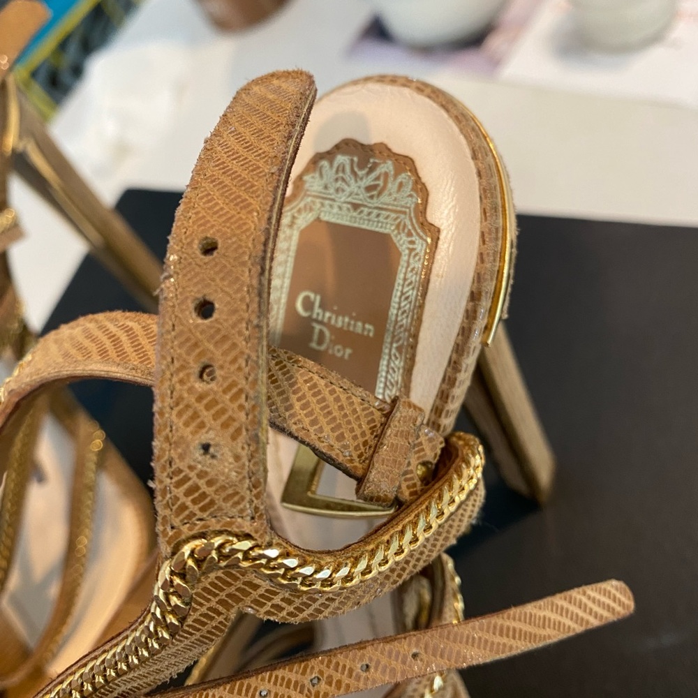 Authentic Christian Dior stilettos size 8.5 US. Lightly worn, high quality - Picture 11 of 12